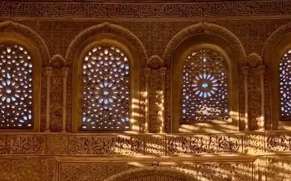 جادوی معماری اسلامی در قلب آندلس، قصر الحمرا، نگین سرخ گرانادا